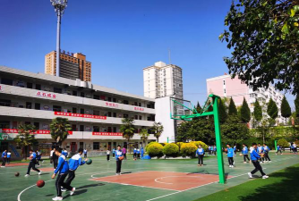 青阳乡九年制学校阅读区
