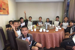 佛山市顺德区杏坛镇光辉小学阅读区