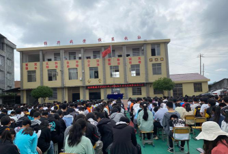 醴陵市嘉树乡中学阅读区