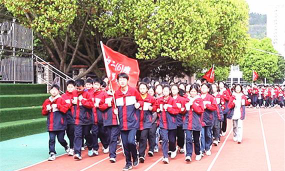 平利县城关初级中学阅读区