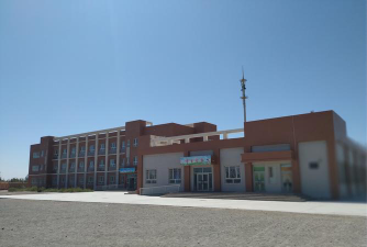 莎车县阿瓦提中心小学阅读区