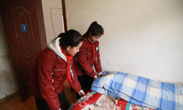 旬阳县大岭九年制学校阅读区