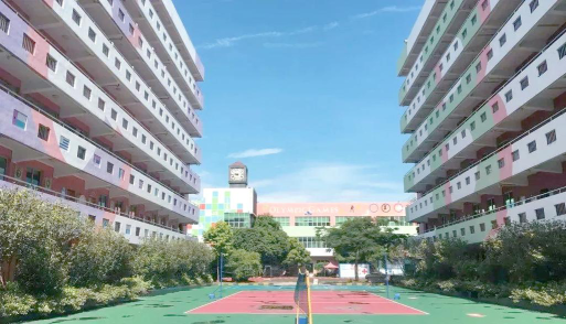 深圳市翻身实验学校中学部阅读区