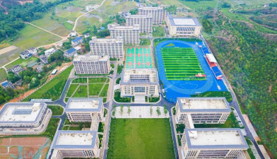 江西省遂川县职业教育中心阅读区