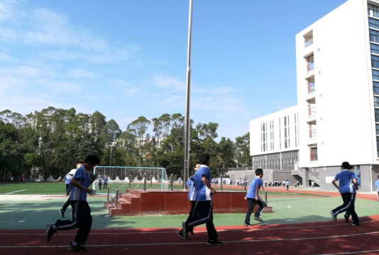 深圳市福田区北环中学阅读区