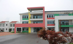 苏州市常熟市周行学校阅读区