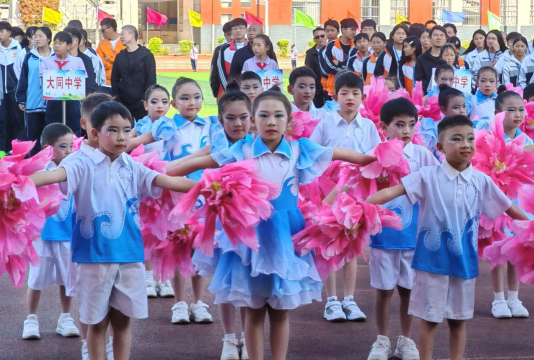 绥化市北林区红旗满族乡中心小学阅读区