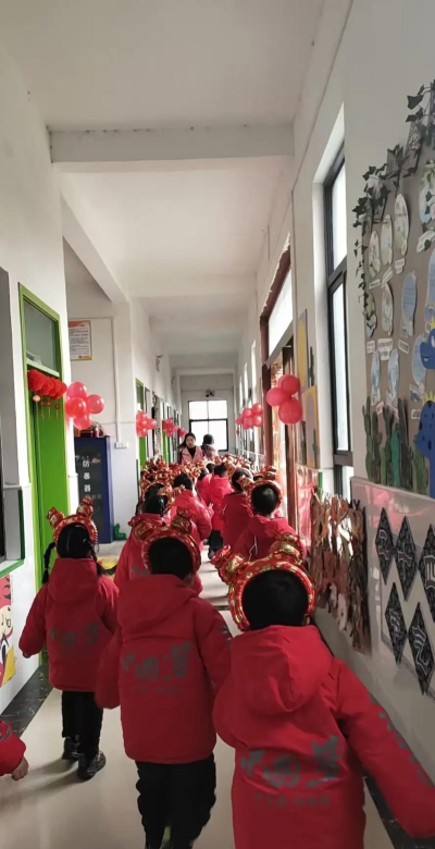 罗山县东铺乡红太阳幼儿园阅读区