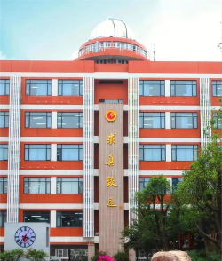 武汉市第六初级中学阅读区