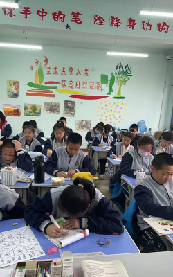 兰西县第三小学阅读区