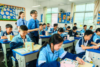 旬阳县庙坪初级中学阅读区