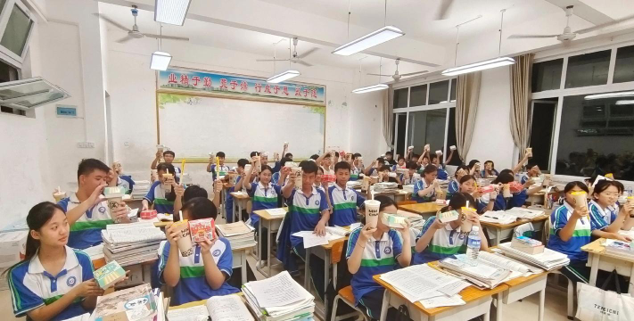 武汉市汉阳区九珠初中阅读区