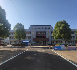 德江县青龙镇初级中学阅读区