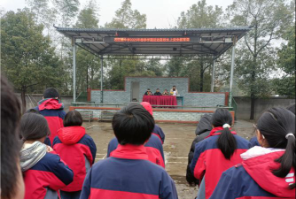 洞口县石江镇石江中学阅读区