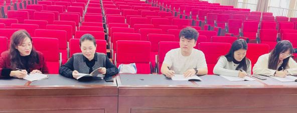 盘龙区黑龙潭小学阅读区