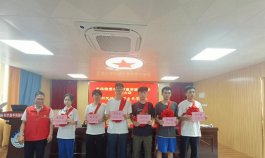 封开县平凤镇初级中学阅读区