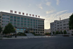 江西电子工业中等专业学校阅读区