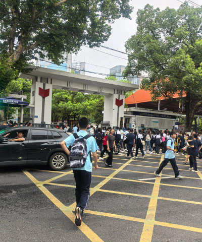 清水塘中学阅读区