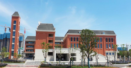 武汉市蔡甸区新农中学校阅读区