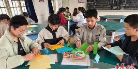 丹口镇丹口初级中学阅读区