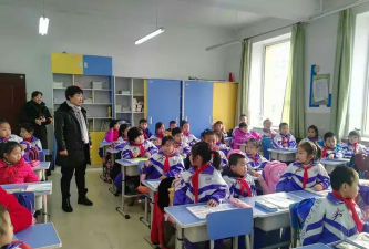 长春市南关区西四小学阅读区