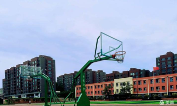 长春市二道区春城学校阅读区
