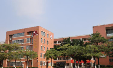 安乐乡中学阅读区