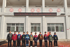 东塔小学阅读区