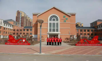 磐石市第二小学校阅读区