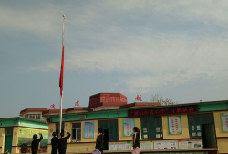 石门寨镇石门寨小学阅读区