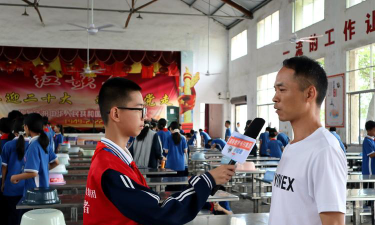 灌溪镇中学阅读区