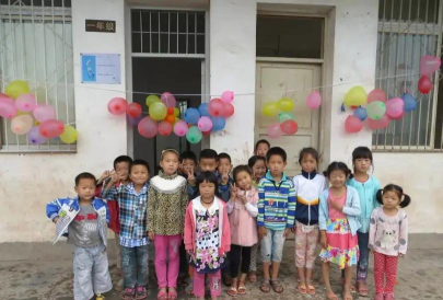 惠来县东陇镇鸣凤幼儿园阅读区