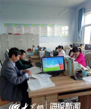 张强镇中心小学阅读区