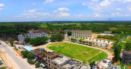 廉江市高桥镇第一初级中学阅读区