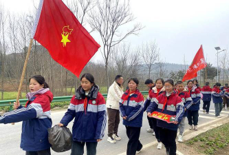 襄城区卧龙镇新集初级中学阅读区