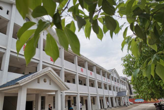 德庆县新圩镇上咀小学阅读区