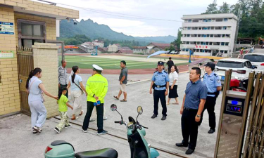 牛车河乡中学阅读区