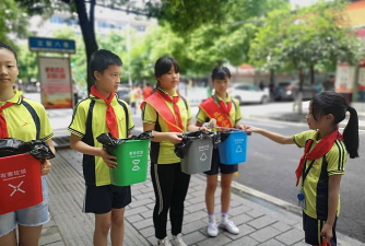 白城市立新小学阅读区