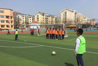 大连市旅顺口区水师营中心小学阅读区