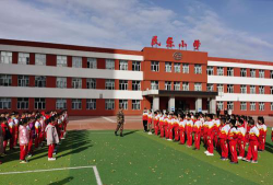 准格尔旗薛家湾利民小学初中部阅读区