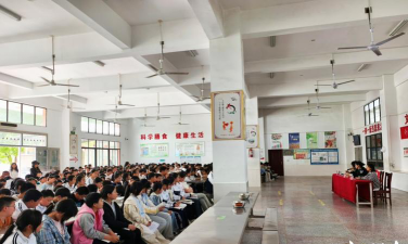 许家坊中学阅读区