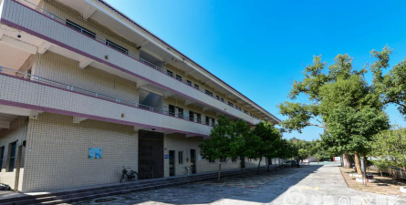 梅州市兴宁市下堡中学阅读区