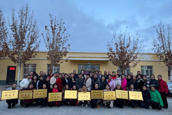 温宿县古勒阿瓦提乡中学阅读区