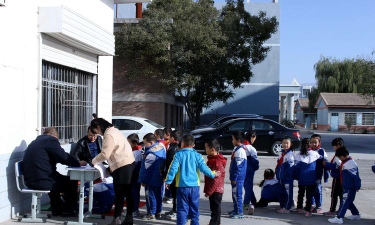 呼市玉泉区碱滩小学阅读区