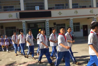 干沟小学阅读区