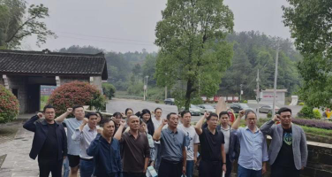 邵东县双凤乡中心小学阅读区