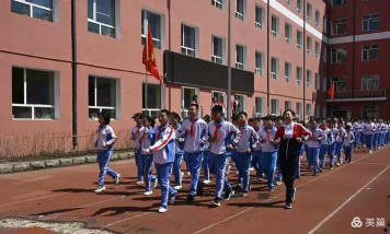船营区第十一小学校阅读区