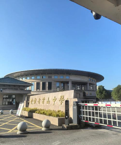 连平县溪山镇溪山中学阅读区