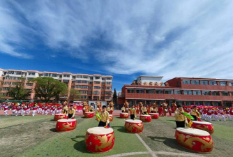 东河区金龙王庙小学阅读区