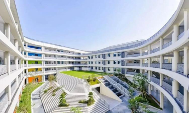 萸江实验中学阅读区